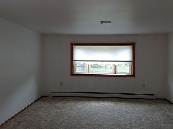 2nd image of 155 Pulaski Blvd