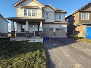 80 Golf Links Dr, Loyalist, ON K0H 1G0