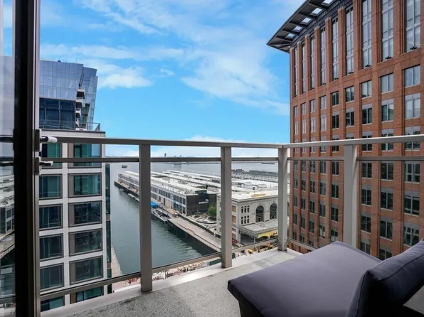 135 Seaport Blvd #1702, Boston, MA 02210