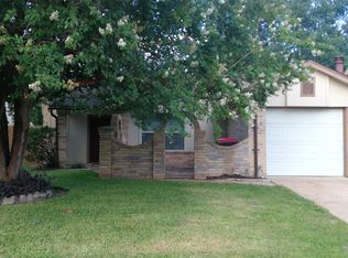 12614 Day Hollow Ln, Houston, TX 77070