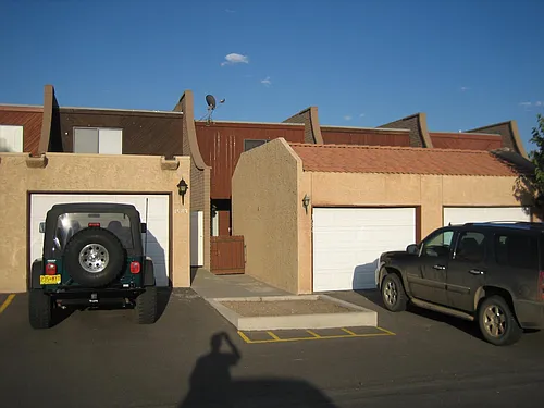 1084 E Navajo St Photo 1 1084 E Navajo St Photo 1