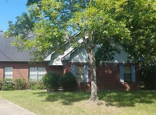 903 Lakeview Ct, Montgomery, AL 36117