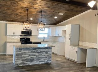 309 County Road 2121, Gainesville, TX 76240