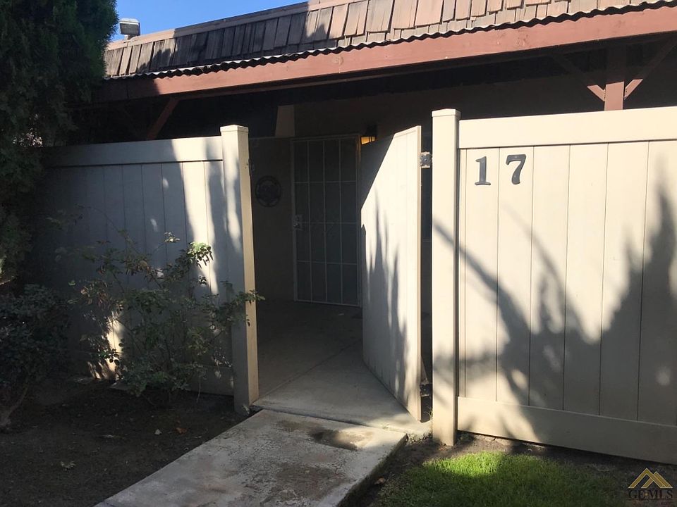 1st image of 3800 Stockdale Hwy APT 17
