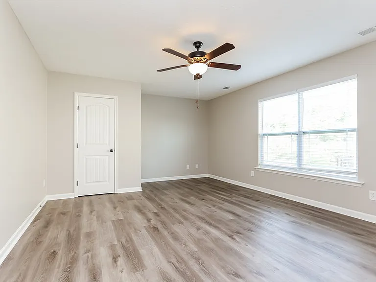 713 Wildwood Dr — Photo 10