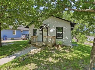 1119 N Duluth Ave, Sioux Falls, SD 57104