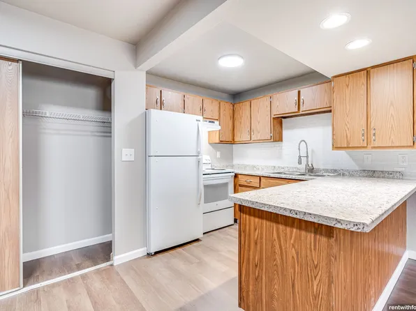 Stonecreek Apartments