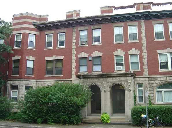 485 Washington St #3, Brookline, MA 02446