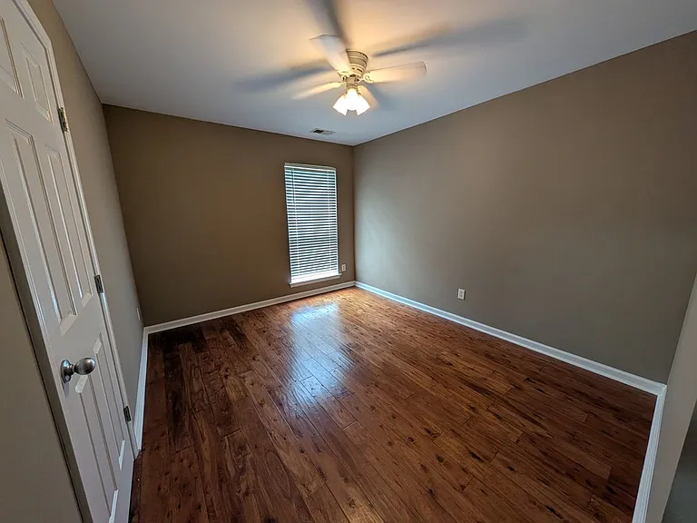 323 Forest Lakes Dr — Photo 9