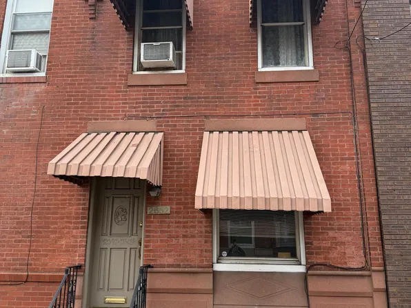 2652 S Colorado St, Philadelphia, PA 19145