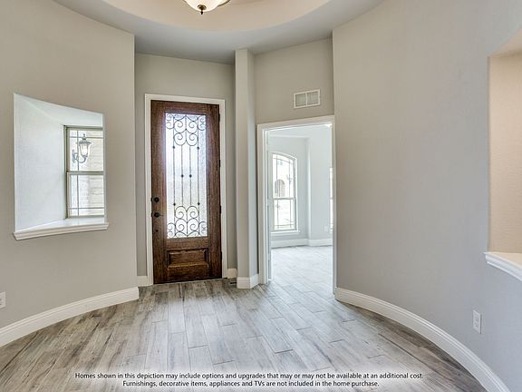 Carolina Side Entry Foyer