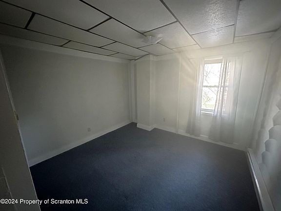 3rd image of 506 S Keyser Ave Unit 1
