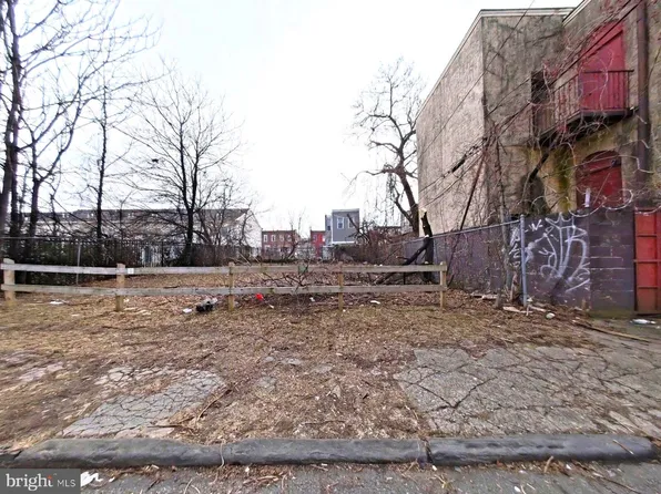 3044-46 W Arizona St, Philadelphia, PA 19132