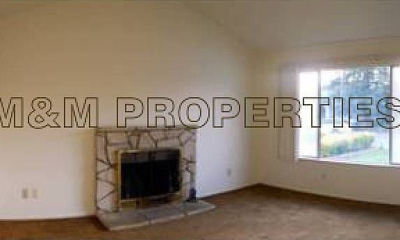 Living Room w/Fireplace