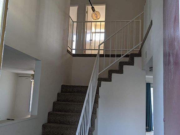 3rd image of 2226 W 230th St