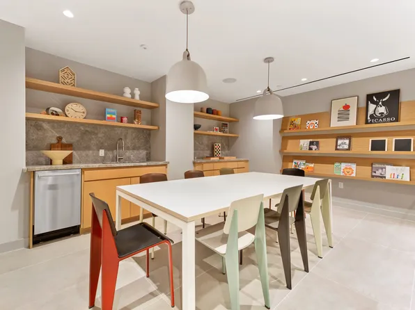 33 Park Row image 20 of 25