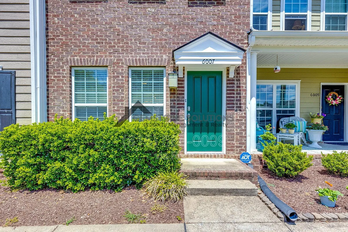 Building Photo - 6007 Dupont Cv
