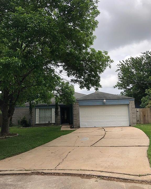 1st image of 10506 Ivy Oaks Ln