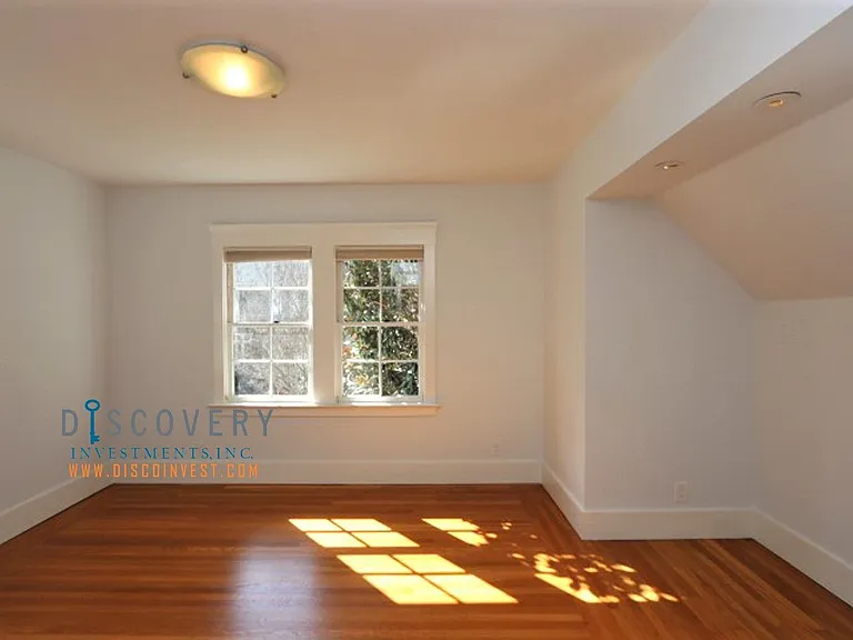 812 Trestle Glen Rd — Photo 14