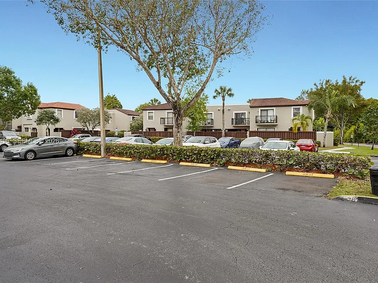 10535 SW 154th Ct #6 — Photo 37
