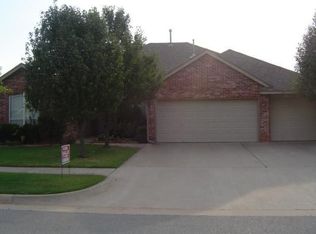 13812 Oakmond Rd, Edmond, OK 73013