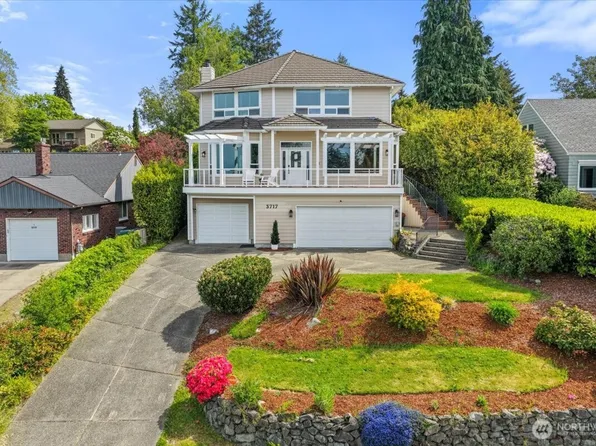 3717 Olympic Boulevard W, University Place, WA 98466