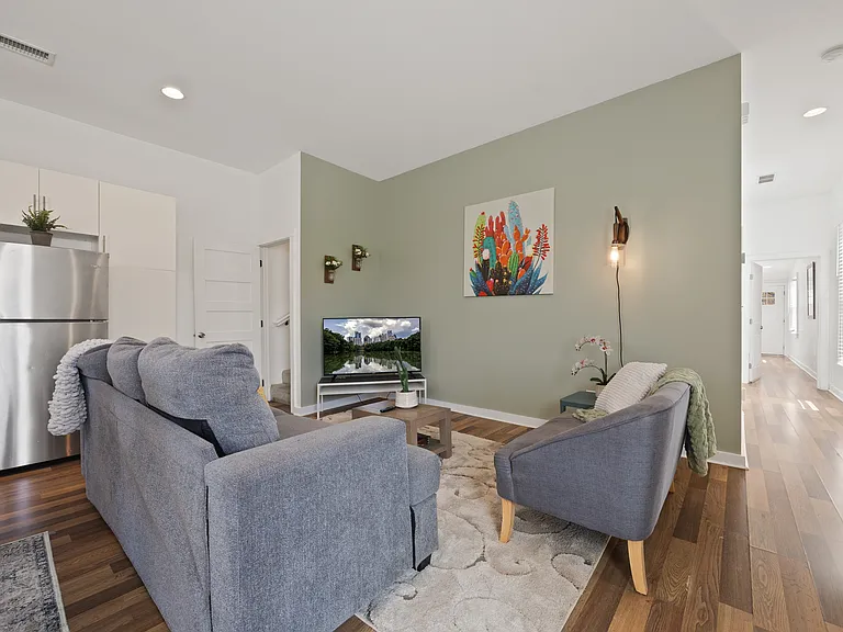 906 Allene Ave SW — Photo 9