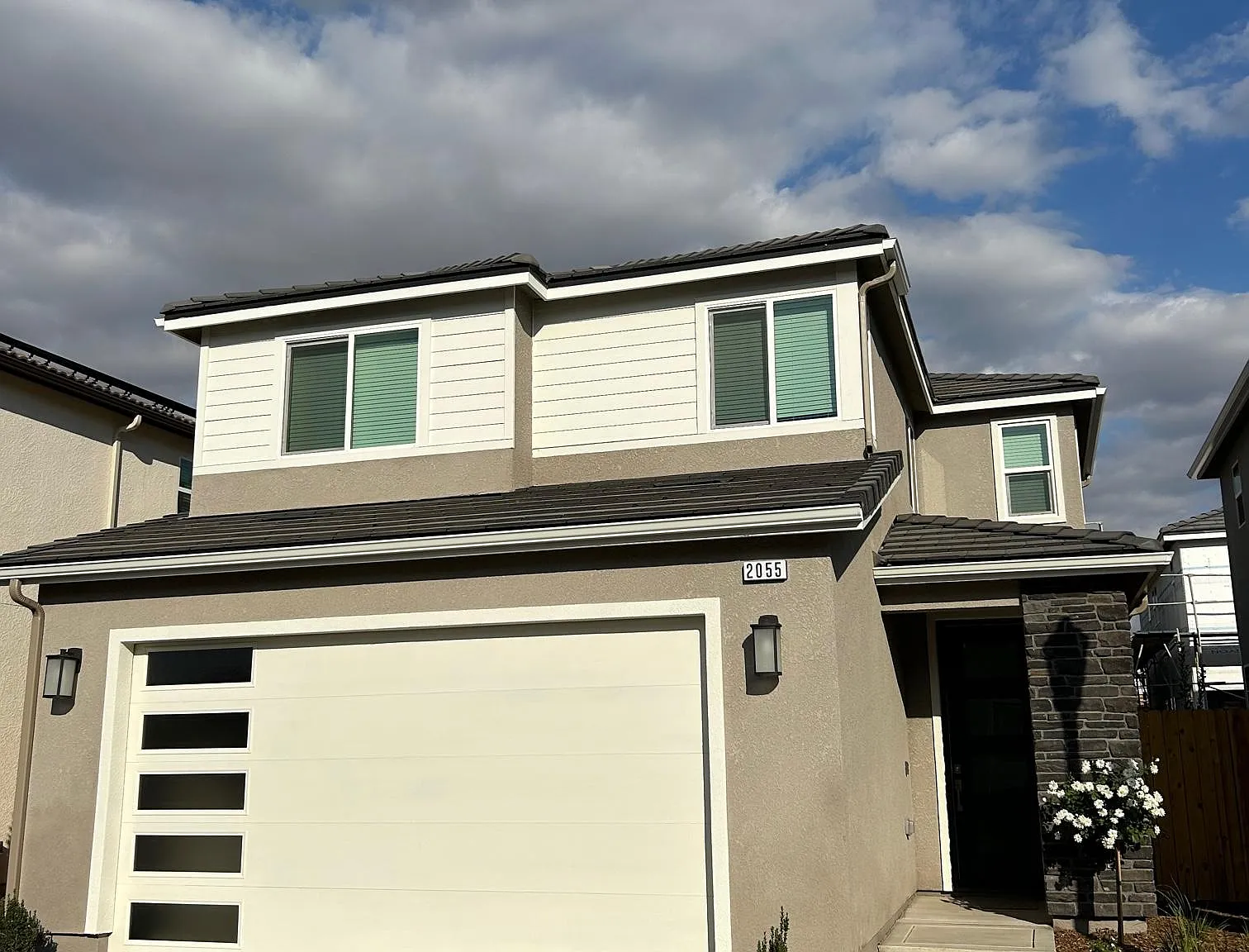3 bed, 2.5 bath, 1412 sqft, $2,450 — Photo 1