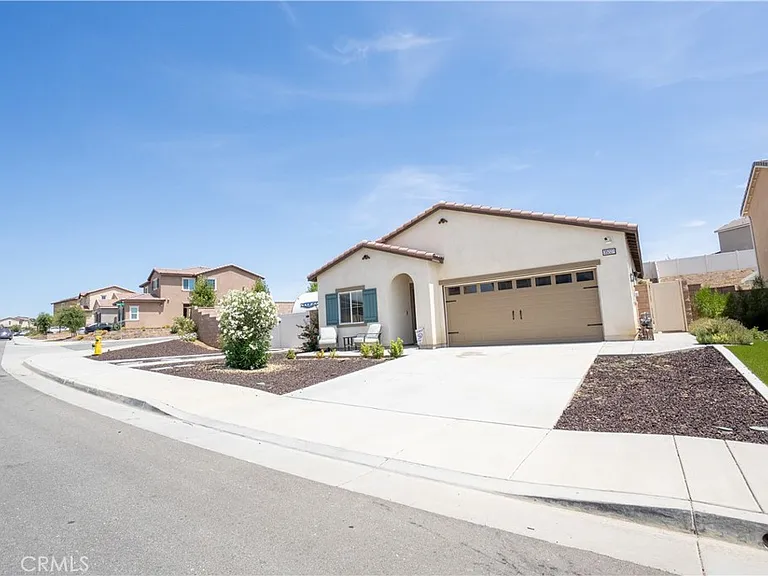35227 Price St — Photo 6