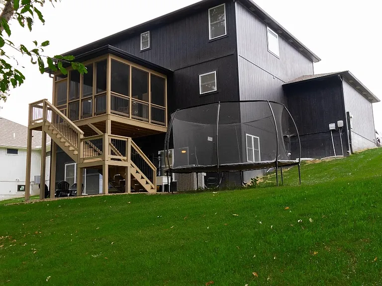 1246 Rich Blvd — Photo 37