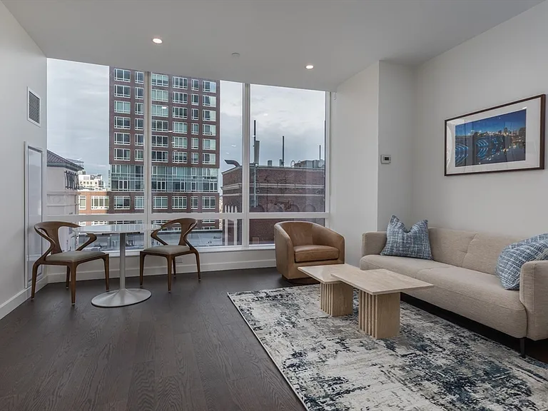 40 Trinity Pl #1602 — Photo 3