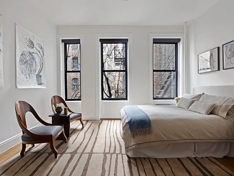 855 9th Ave #1B — Photo 3