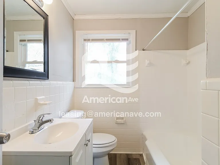 1559042_011_wm_-_main_bathroom_13615353.jpg