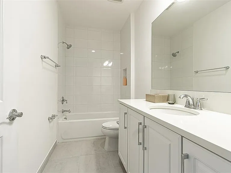 32353 Rosewood Meadow Ln — Photo 37