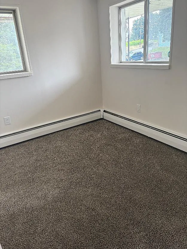 2 bed, 1.0 bath, 874 sqft, $1,600 — Photo 3