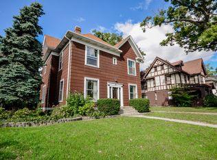 22 N Liberty St, Elgin, IL