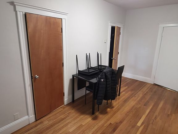 3rd image of 7-9 Holland Ave #5