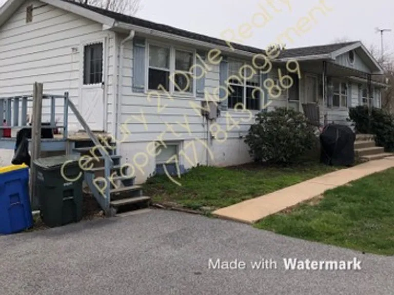 3086 Staunton Ave — Photo 2