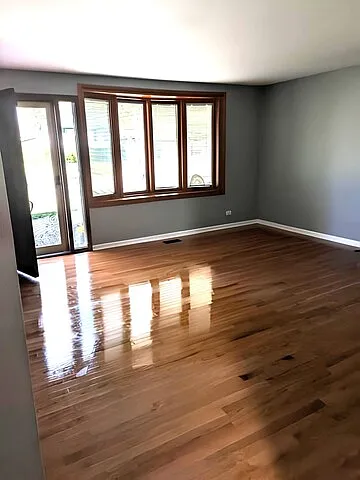 9407 Elm Ave — Photo 4