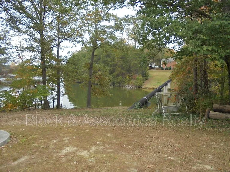 2314 Dover Pl — Photo 4