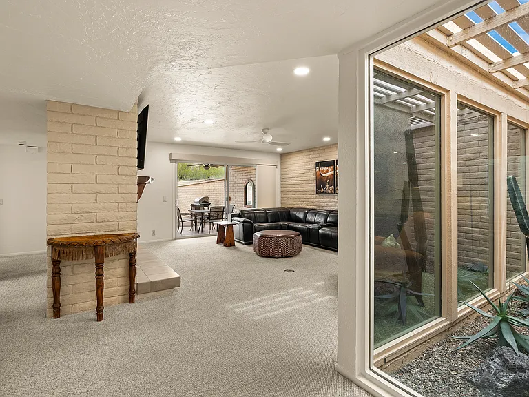 4525 E Camino De Oro — Photo 5