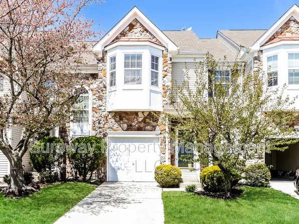 158 Chancellor Dr, Deptford, NJ 08096