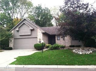 3615 Muirfield Dr, Lansing, MI
