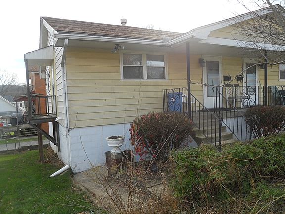 Entrance to Apt 2 of Duplex