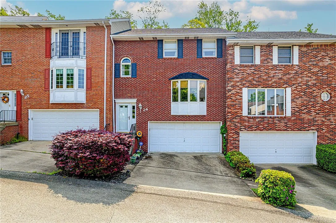 24 Manorfield Cir photo 1