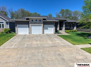 9338 Northern Sky Rd, Lincoln, NE 68505