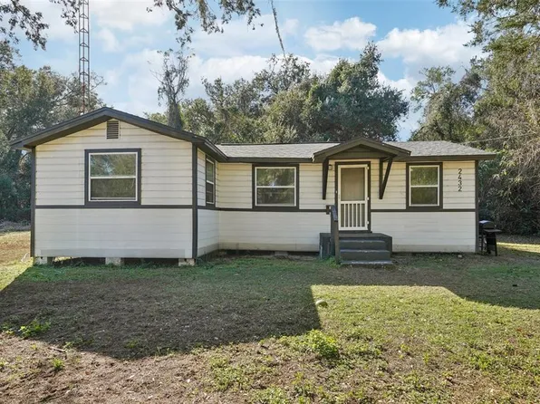2432 NW 2nd St, Ocala, FL 34475