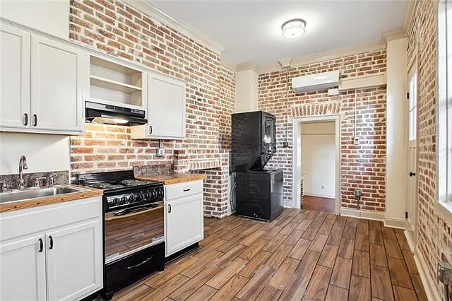 710 Orleans St #C — Photo 8
