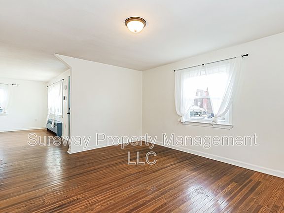 4th image of 1097 Richardson Ave