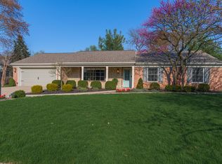 110 S Bellemont Rd, Bloomington, IL 61701